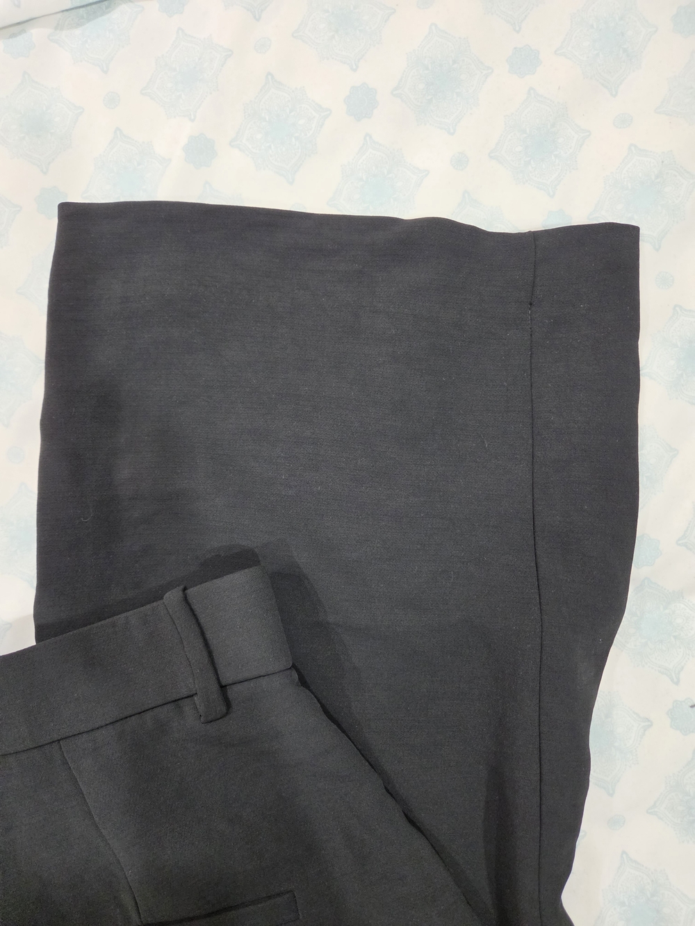 Abercrombie & Fitch Black Pleated Trousers - Picture 4 of 4